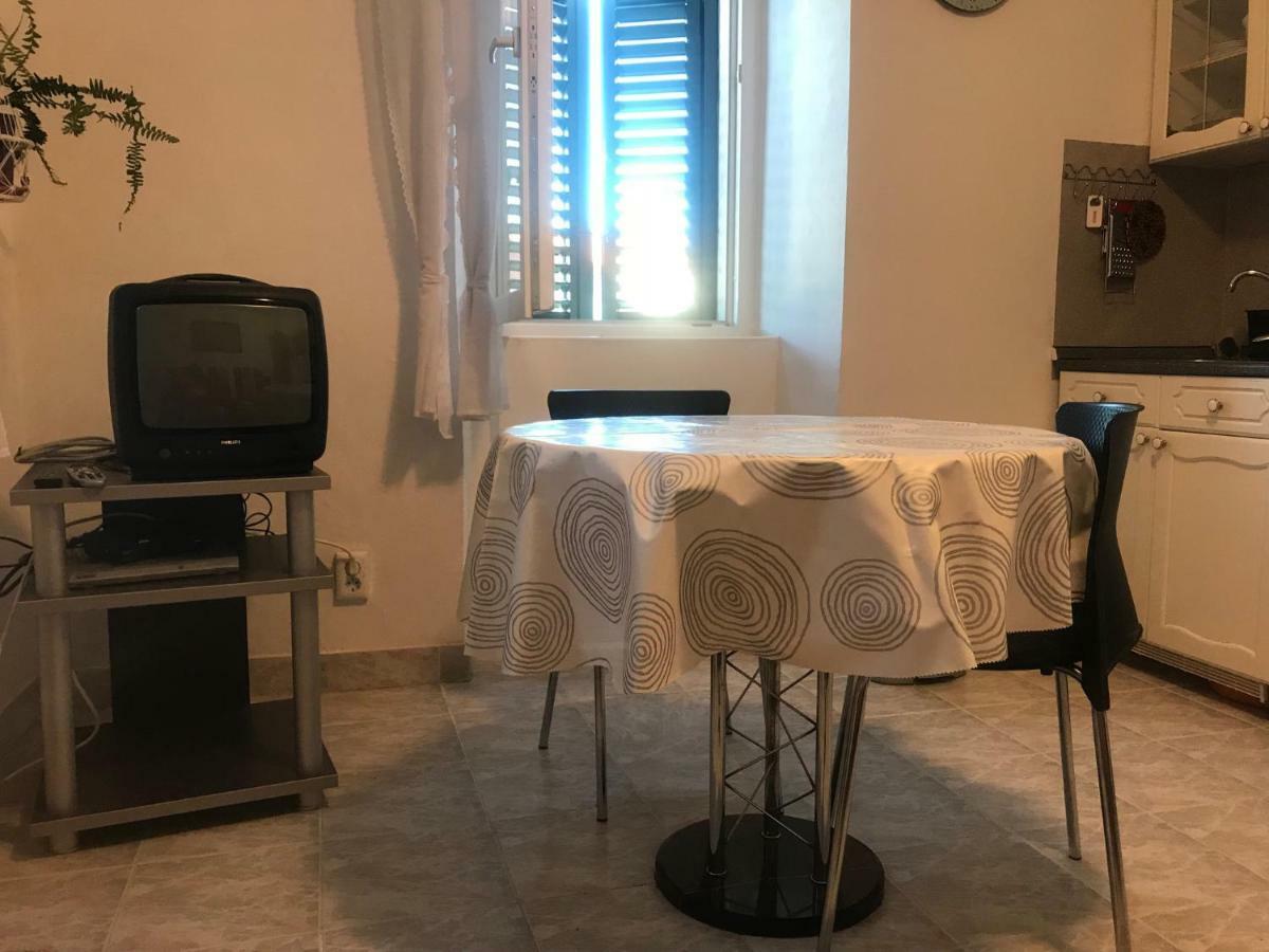 Apartman Gracin Primošten Exterior foto